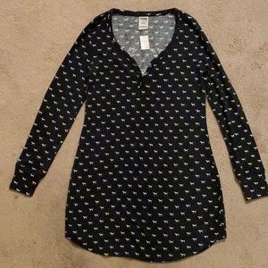 🔥NWT! XS - PINK - Color Charcoal Gray - Sleep Shirt